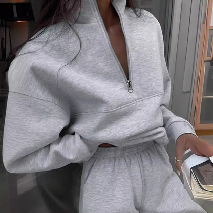 Women's Sporty Zip-Up Sweatshirt Suit