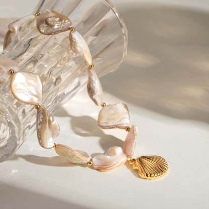 Elegant Shell String Necklace