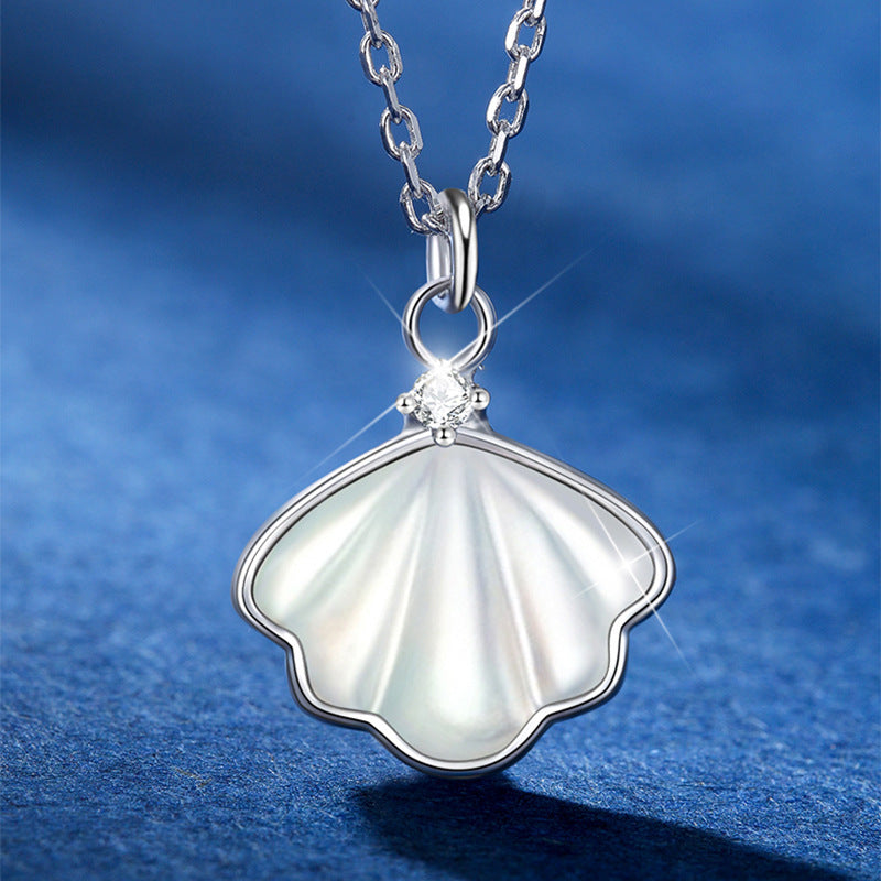 Silver Projection Shell Necklace