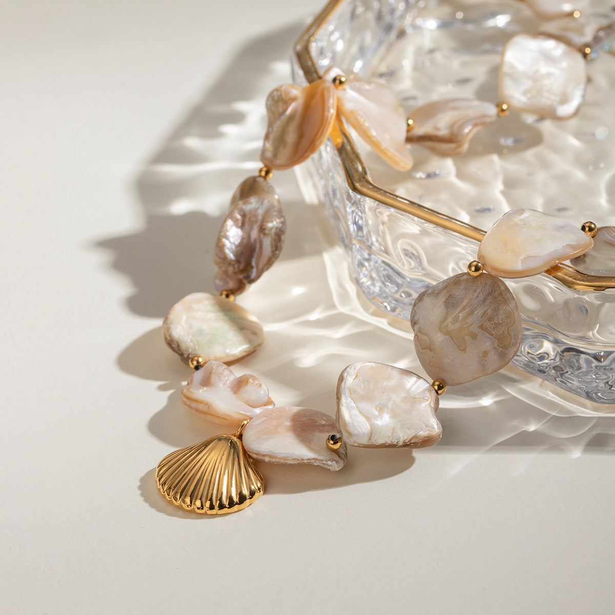 Elegant Shell String Necklace