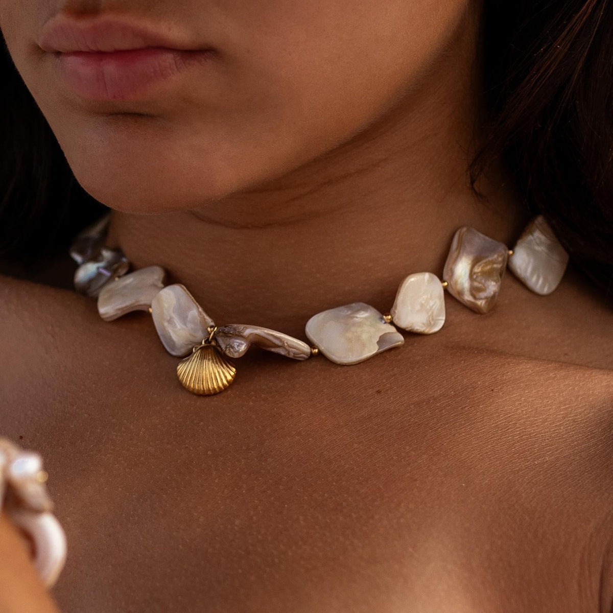 Elegant Shell String Necklace